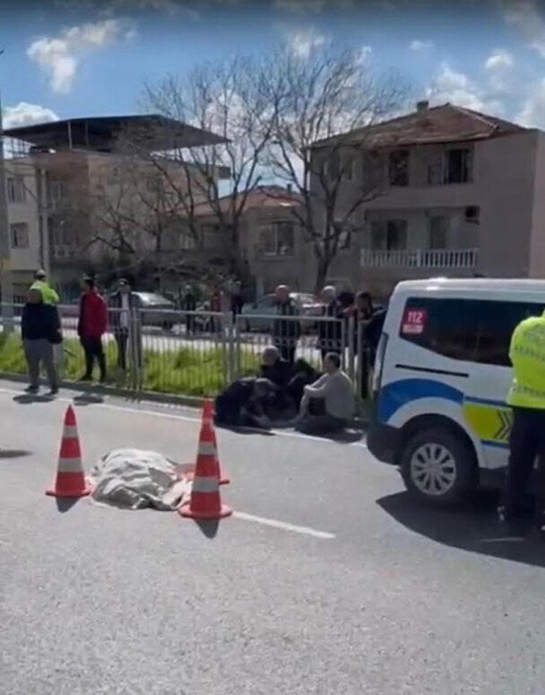 İzmirde kahreden kaza Çocuklarına yemek götüren anne hayatını kaybetti