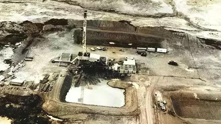 İranda savaşın gölgesinde 4.3lük sarsıntı Depremi atılan füzeler mi tetikledi