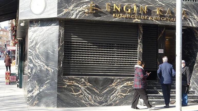 Kuyumcuda gece yarısı soygunu: 30 saniyede milyonluk vurgun