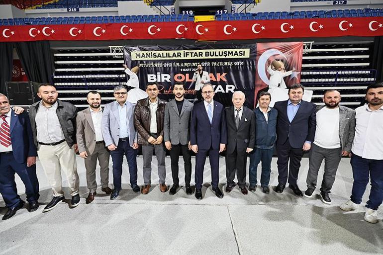 Kasapoğlu Manisada iftara katıldı: Hemşehrilerimizle yüreklerimiz birlikte atıyor