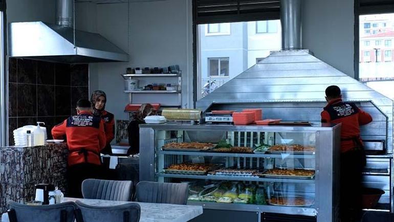 Bakan Kurum, Adıyaman İnderede yeni açılan iş yerinin görüntülerini paylaştı: Yepyeni bir dünya kurduk