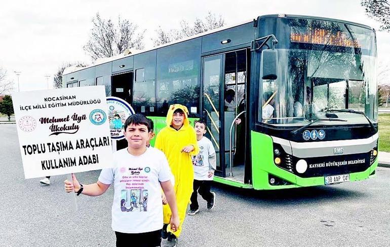 Şehirlerde nezaket yolda kalmasın