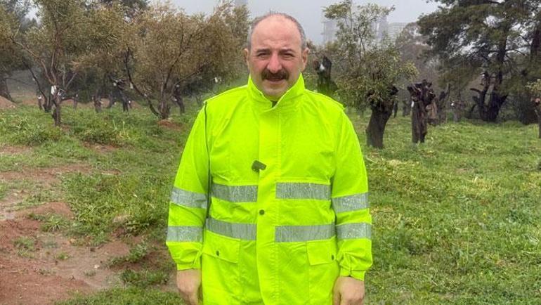 Mustafa Varank Yeniköy termik santralindeki maden sahasını gezdi: Taşınan her ağaç için zeytin fidanı dikildi