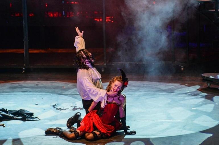 Jekyll & Hyde müzikali Türkiye turnesine çıkıyor