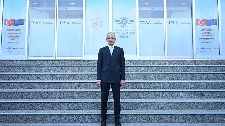 Bakan Uraloğlu: Pilotluk sınavları 6 ildeki 12 merkezde yapılacak
