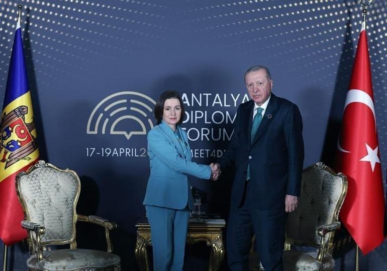 Diplomasinin kalbi Antalya’da Erdoğan’dan kritik liderler zirvesi