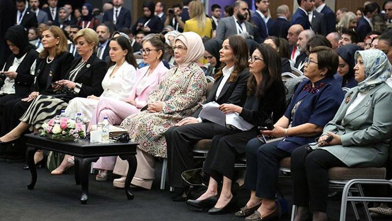 Emine Erdoğandan Filistinli çocukların eğitimi için çağrı