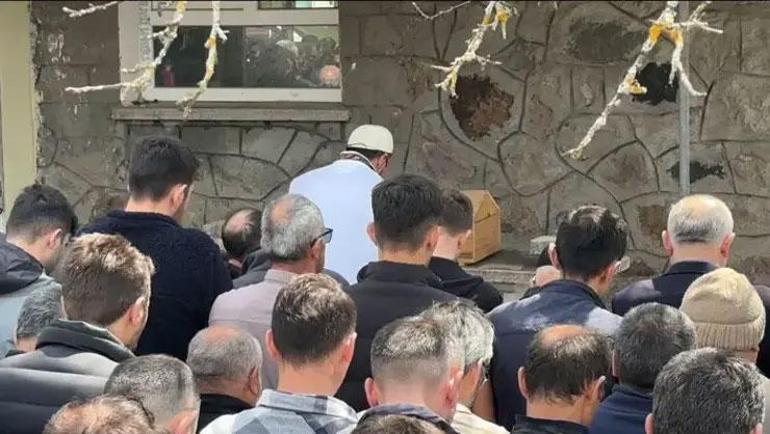 Boluda 2 aylık bebek annesi tarafından boğazı kesilerek katledildi