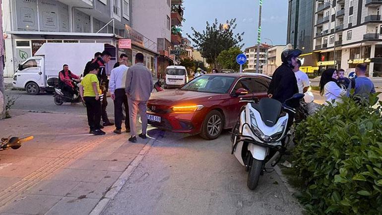 Kazada yaralanan küçük kardeşler, bisikletlerini bırakmamak için ambulansa binmek istemedi