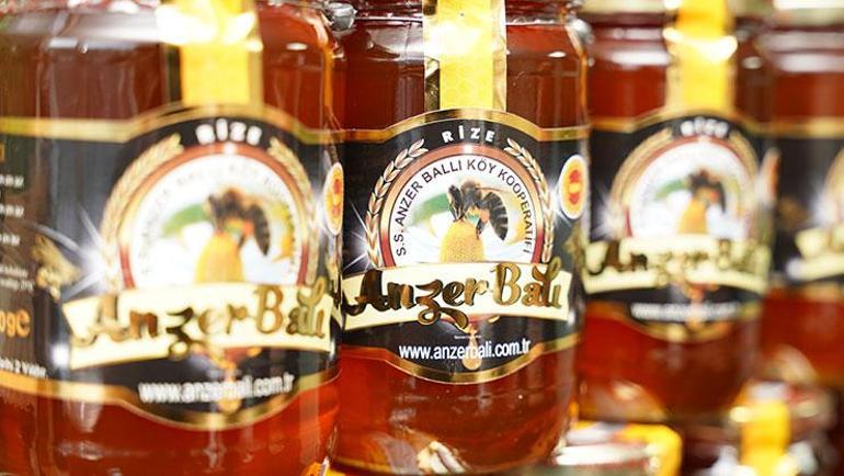 Piyasada sahte bal alarmı Anzer balını marketlerden almayın