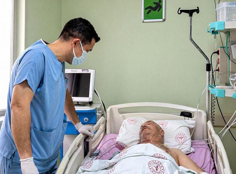Dizindeki küçücük yara kabusu oldu Ağrıda et yiyen bakteri alarmı