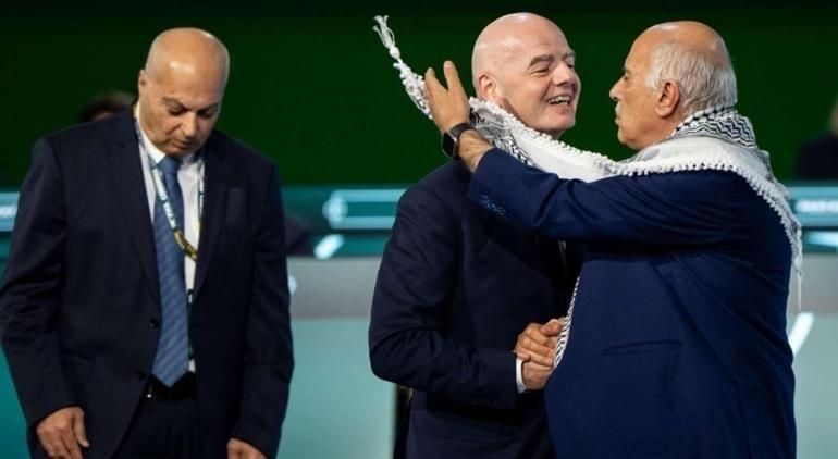 FIFA Kongresi’nde tarihi rest ‘Biz acı çekiyoruz, bu adamın elini sıkmam’