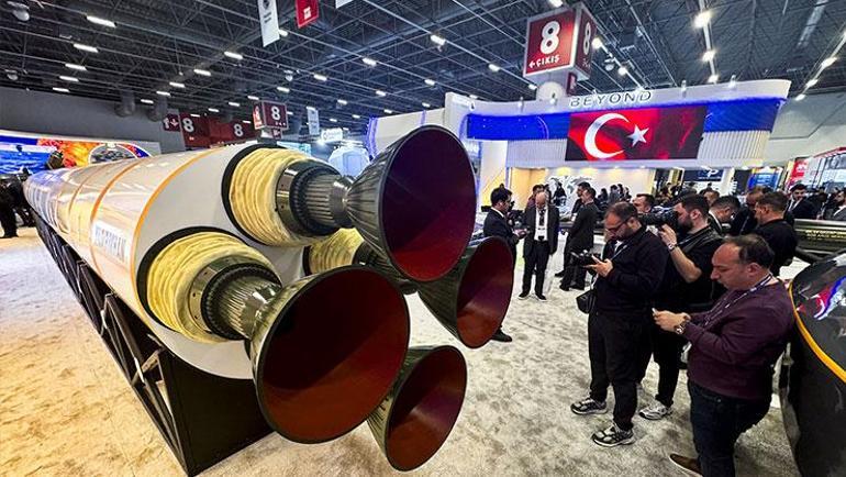 MSB, Türkiyenin milli füzesi YILDIRIMHANı SAHA 2026da tanıttı