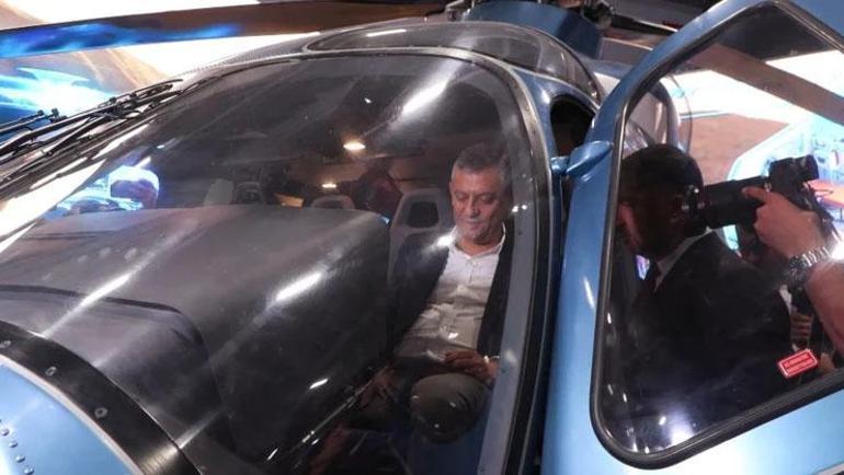 CHP lideri Özel, SAHA EXPO 2026yı ziyaret etti
