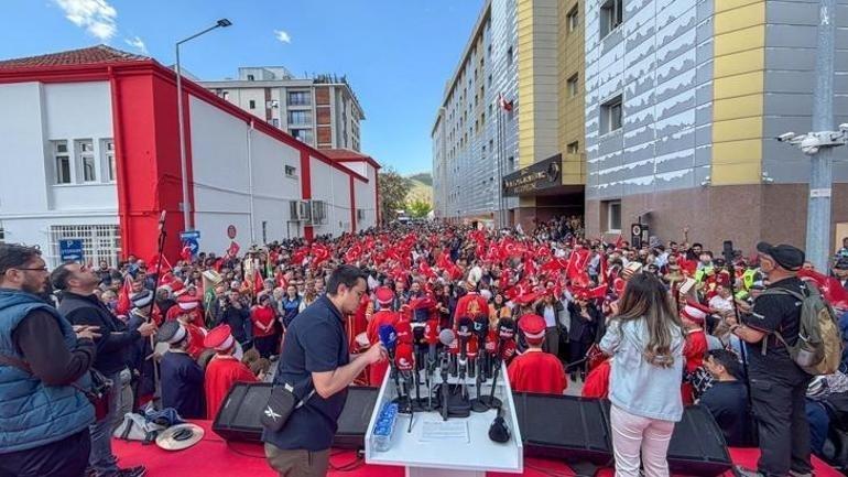 Afyonkarahisarda yeni dönem Burcu Köksal mehterle karşılandı
