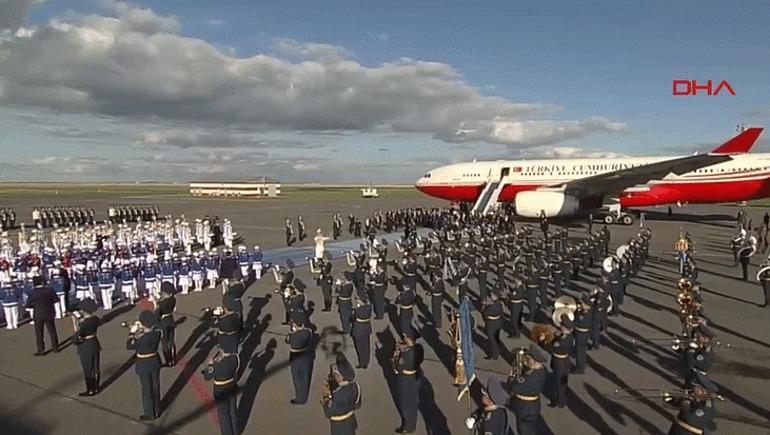 Cumhurbaşkanı Erdoğan Kazakistanda Tokayev resmi törenle karşıladı