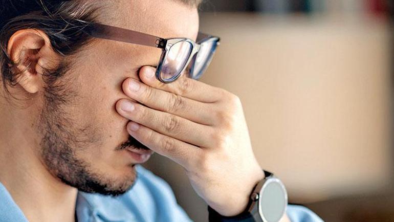 Telefon alışkanlığının vücuda verdiği 10 zarar