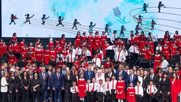 Cumhurbaşkanlığı Çocuk Orkestrası ve Korosu hazırlıklarını tamamladı Türkiye Yüzyılının ilk orkestrası yeniden sahnede