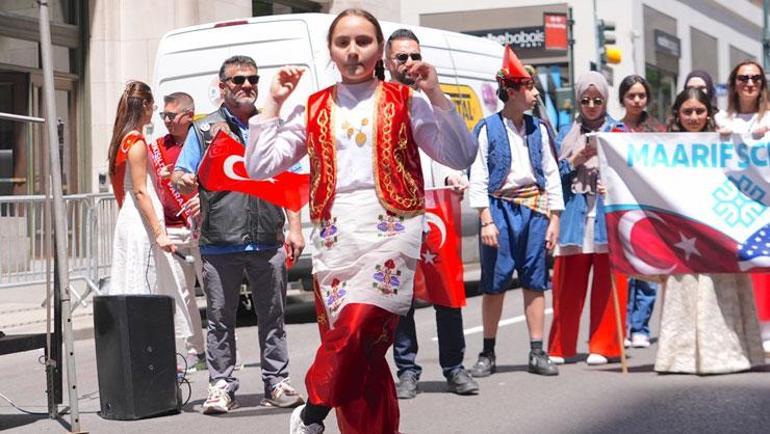 New Yorkta 43. Türk Günü Yürüyüşü coşkuyla kutlandı