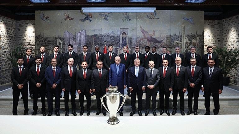 Cumhurbaşkanı Erdoğan, şampiyon Galatasaray’ı kabul etti