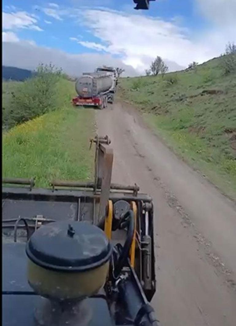 Bayram trafiğinden kaçmak istedi, ormana girip çamura saplandı
