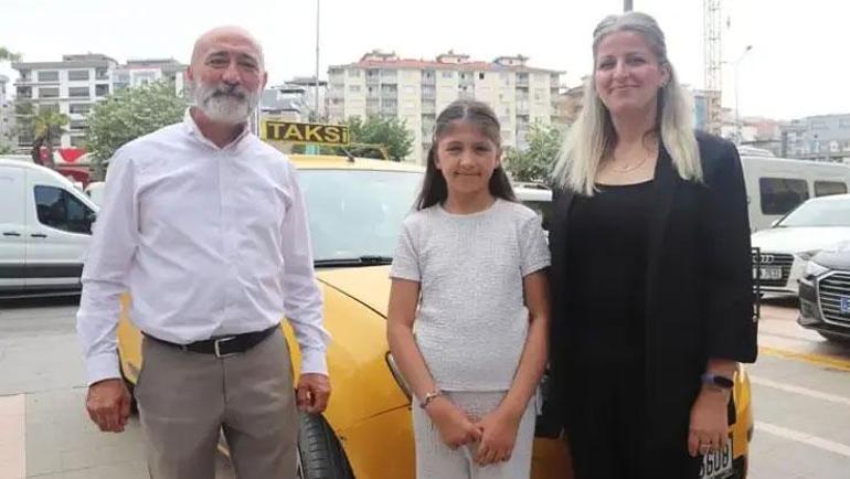 Taksici küçük kızı ölümden kurtardı Dikiz aynasından fark edince hastaneye koştu