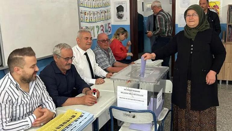Narin Güranın köyü sandık başına gitti Tek aday var