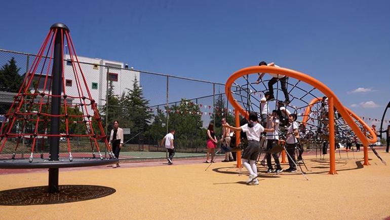 LÖSEV Lösemili Çocuklar Köyünde oyun parkı yenilendi