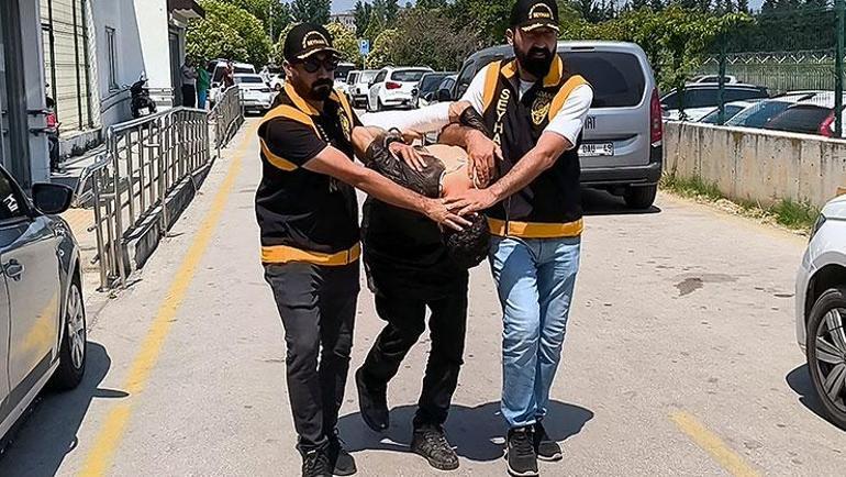 Adanada platonik aşık dehşeti Sokak ortasında bıçakladı