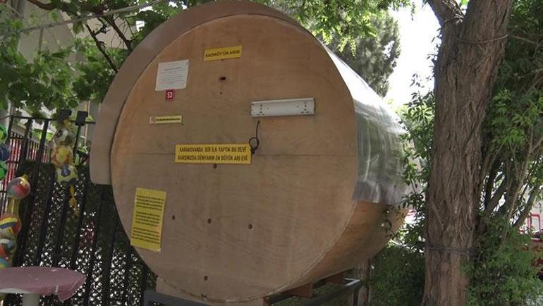Dünyada bir ilk İçi komple dolduğunda tüm İstanbula yeter dedi, dükkanın önüne kurdu