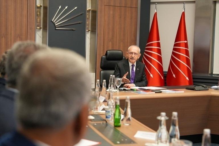 Özgür Özel ve ekibi PMden istifa kararı aldı