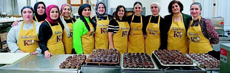 Diyarbakıra kadın dokunuşu Bir eli tarihte bir eli mutfakta