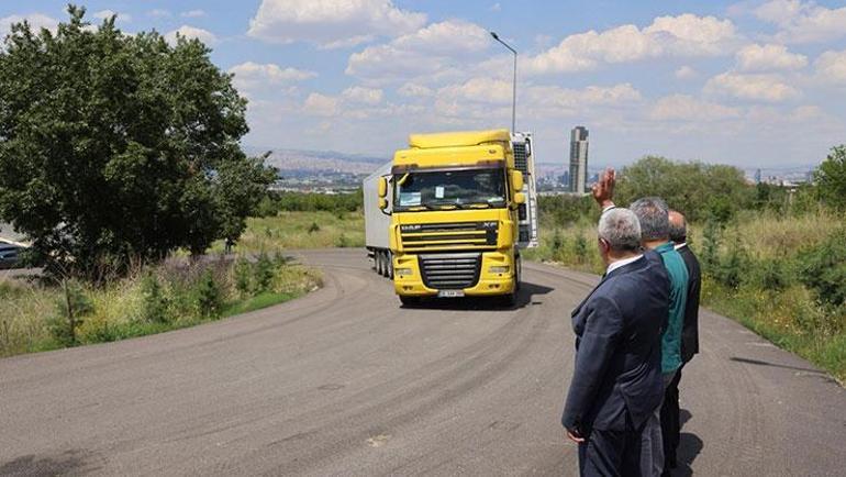 Türkiyenin dört bir yanına taşınıyor 531 TIRın her adımı izleniyor: Kilitler gece yarısı 02.00de açılacak