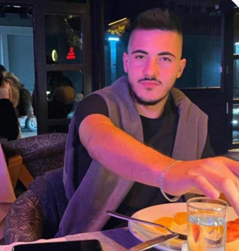 İki gencin sır ölümü Park halindeki araçta ölü bulundular: Yaralanma yok, darp yok