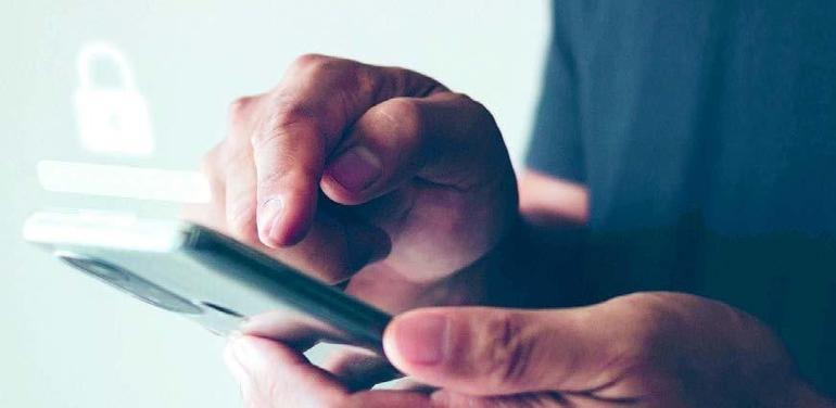 Tatiliniz kabusa dönüşmesin Telefonunu çaldıranlara 8 acil eylem planı