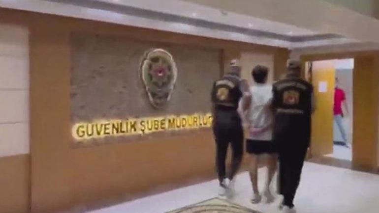 Deniz Göktaş havalimanında gözaltına alındı
