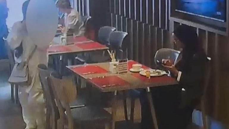 Turistlerin kabusu oldular Otel restoranlarından çanta çalan 2 şüpheli tutuklandı
