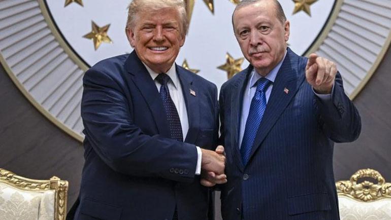 Zirvede yoğun diplomasi