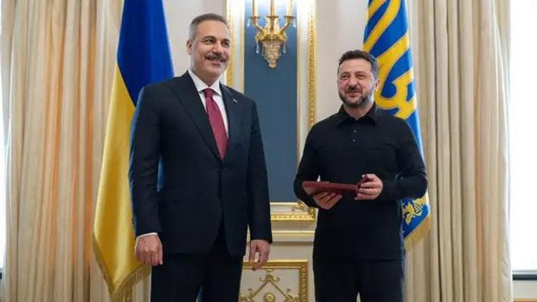 Dışişleri Bakanı Hakan Fidan, Ukrayna Devlet Başkanı Zelenskiy ile bir araya geldi