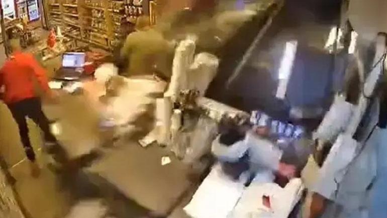 Bursada feci kaza Markette alışveriş yaparken TIRın altında kaldı