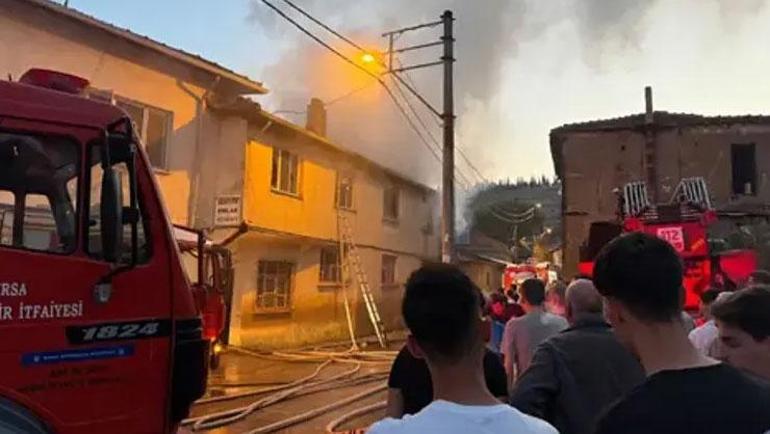 Gece çıkan yangın can aldı Evde mahsur kalan kişi yaşamını yitirdi
