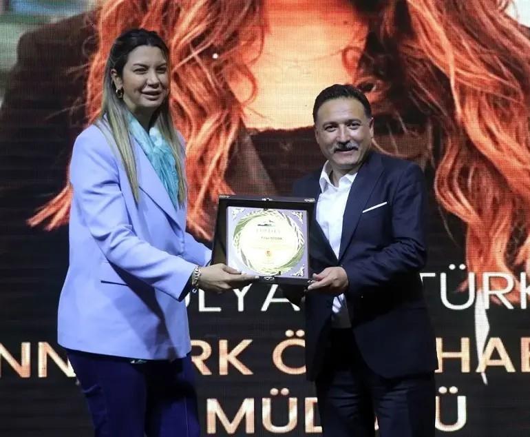 Erciyes Basın Ödülleri’nde Demirören Medya’ya 3 ödül