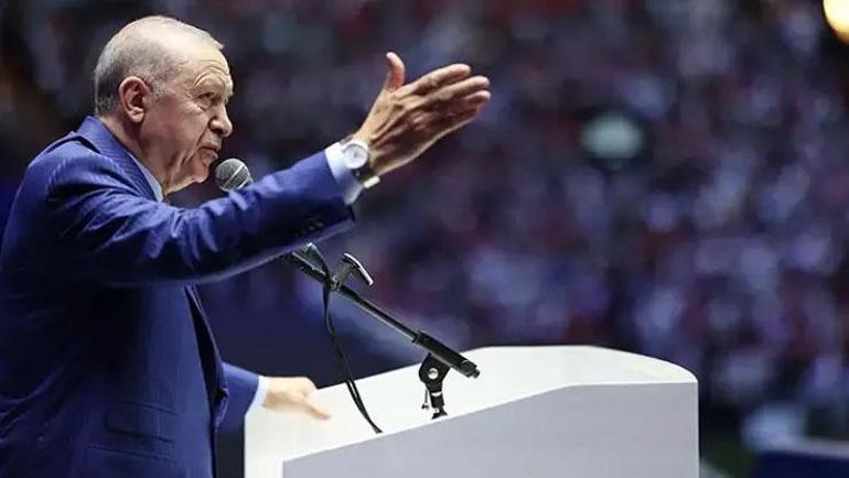 Cumhurbaşkanı Erdoğan, TÜGVA Yaz Okulları Finali programında konuştu Bu milletin evlatlarını kirli emellerine alet edemezler