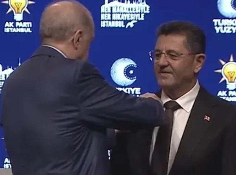 İstanbulda 3 belediye başkanı AK Partiye katıldı: Rozetlerini Cumhurbaşkanı Erdoğan taktı