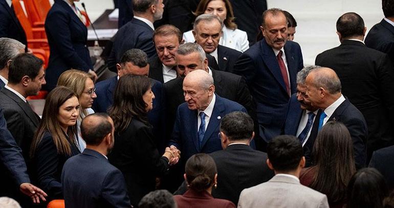 Mecliste tarihi gün Terörsüz Türkiye yasası kabul edildi