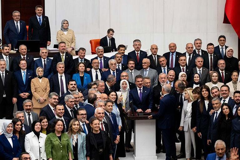 Büyük uzlaşı: Tarihi yasa 467 oyla Meclisten geçti