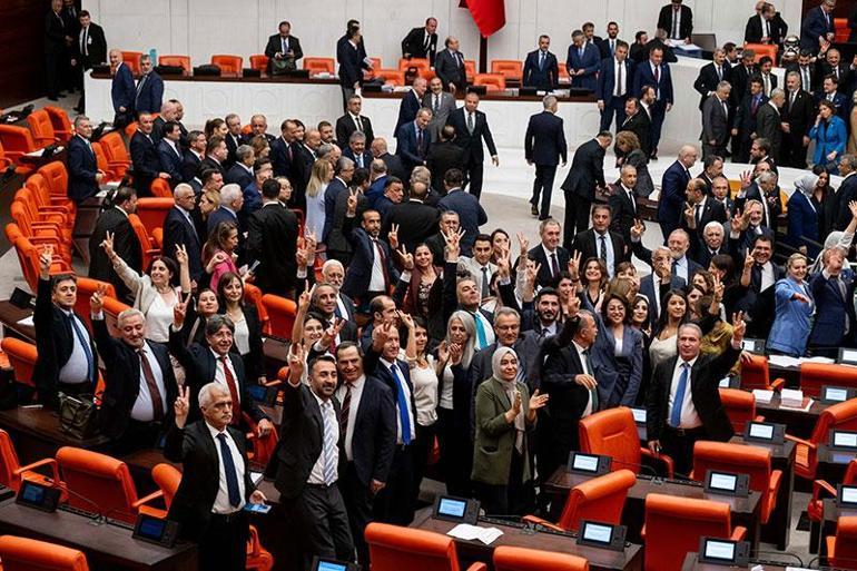 Barışa, huzura, kardeşliğe evet: 10 soruda Terörsüz Türkiye yasasının detayları