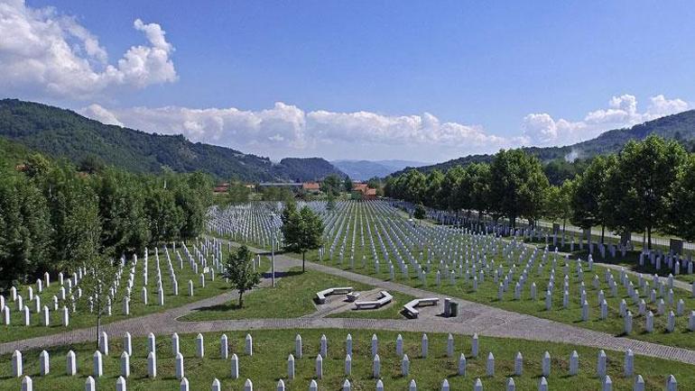 Bosna Kasabı Ratko Mladiç için skandal karar Sırbistan’dan en üst düzey devlet töreni