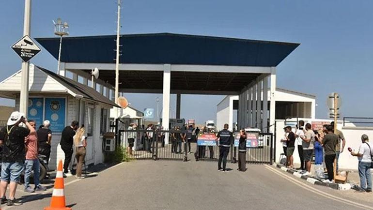 KKTC açıklarında yolcu gemisi battı 8 kişi hayatını kaybetti, 18kişiye ulaşamadık