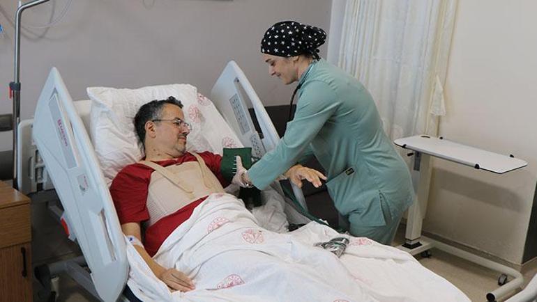 Literatürde benzeri olmayan vaka ALS hastasına çift kapak ameliyatı yapıldı